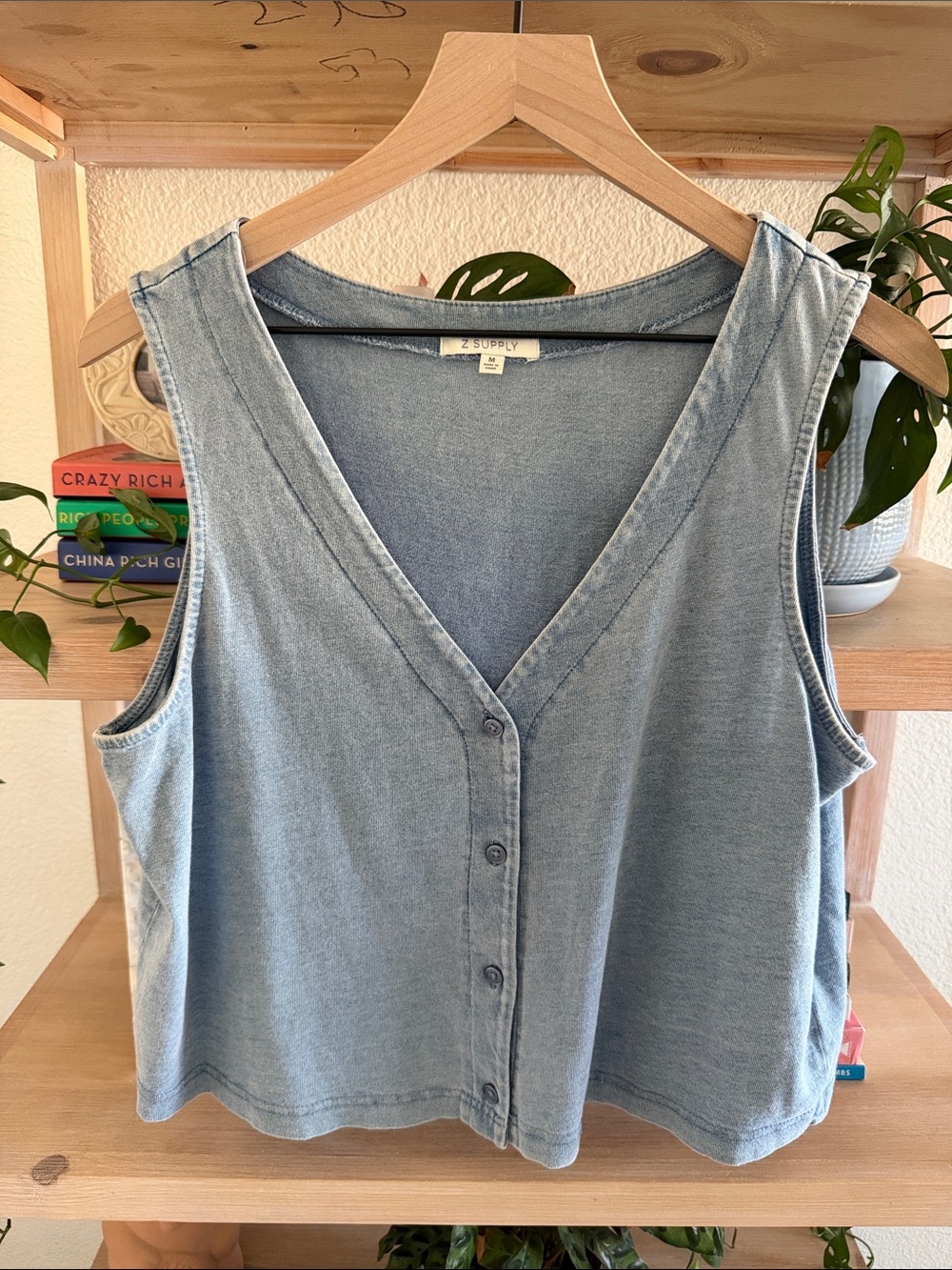 Z Supply Women’s Jersey Denim-Style Button Front Tank Top - Picture 2 of 6